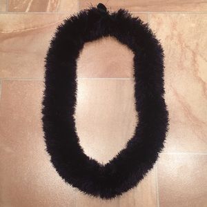 NWOT Graduation Lei Handmade Dark Purple & Black Fun Fur Eyelash Yarn